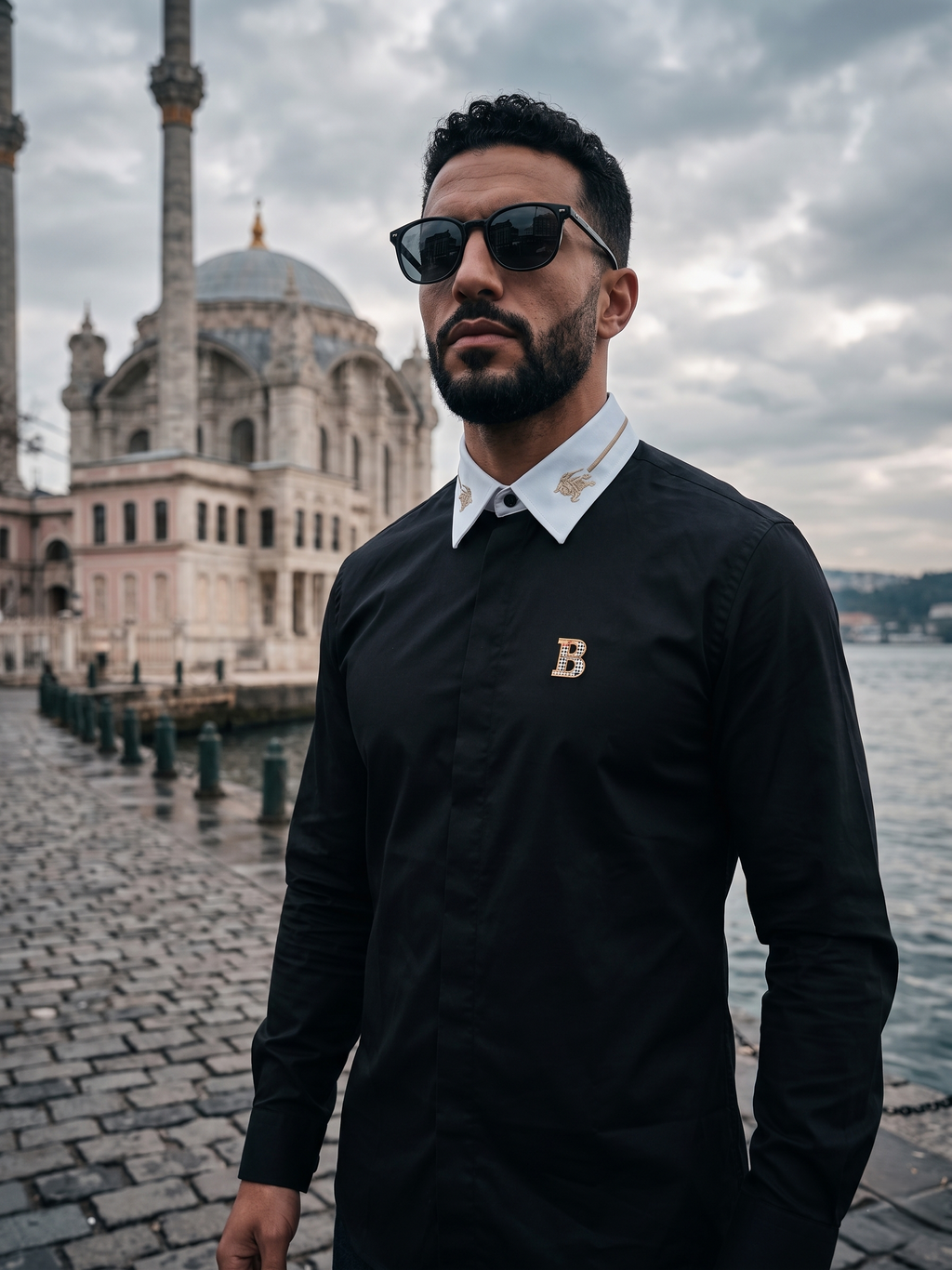 Chemise Édition Prestige : Noir Profond & Col Contrastant