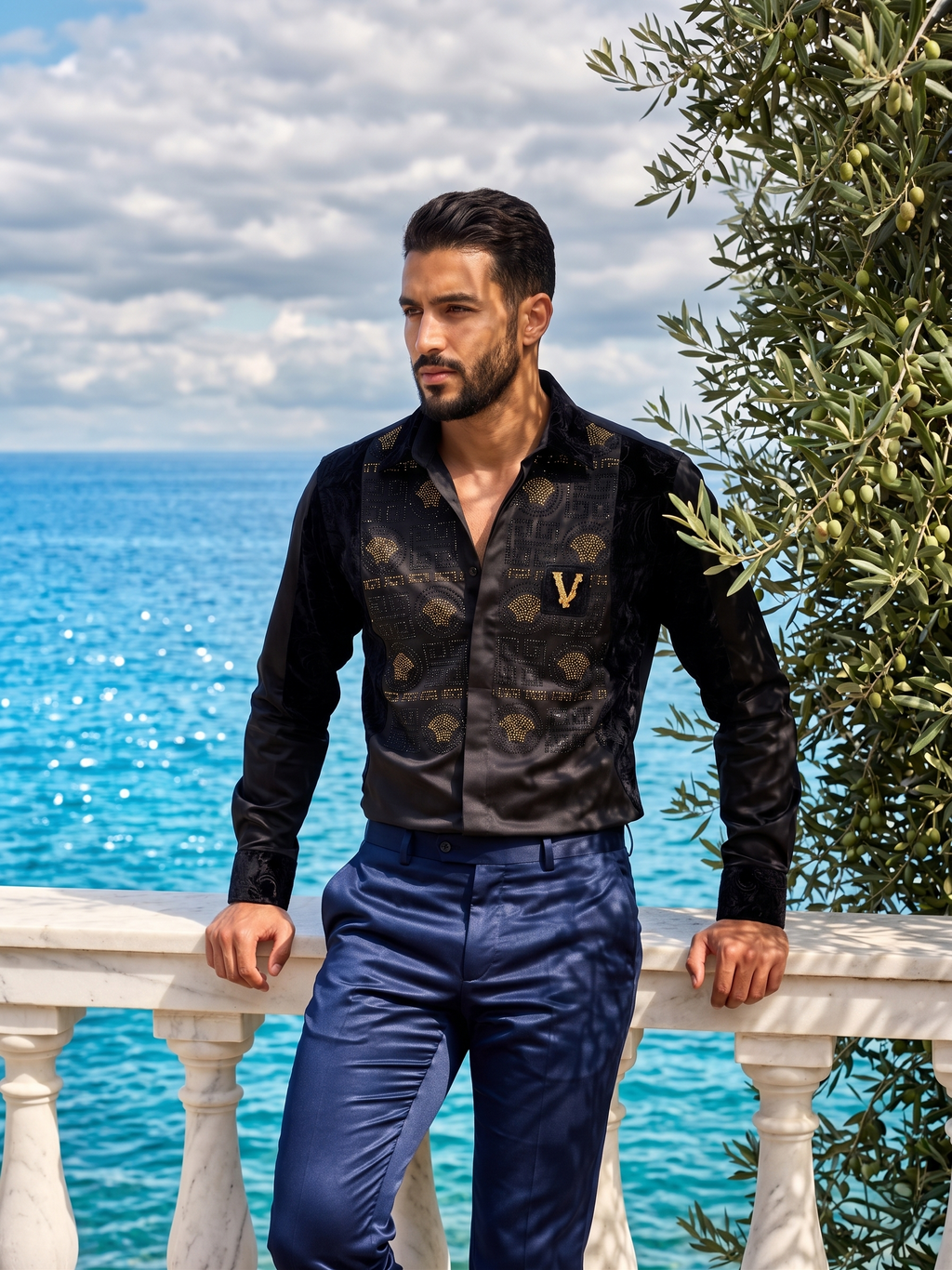 Chemise Signature Noire et Or à Empiècements Velours