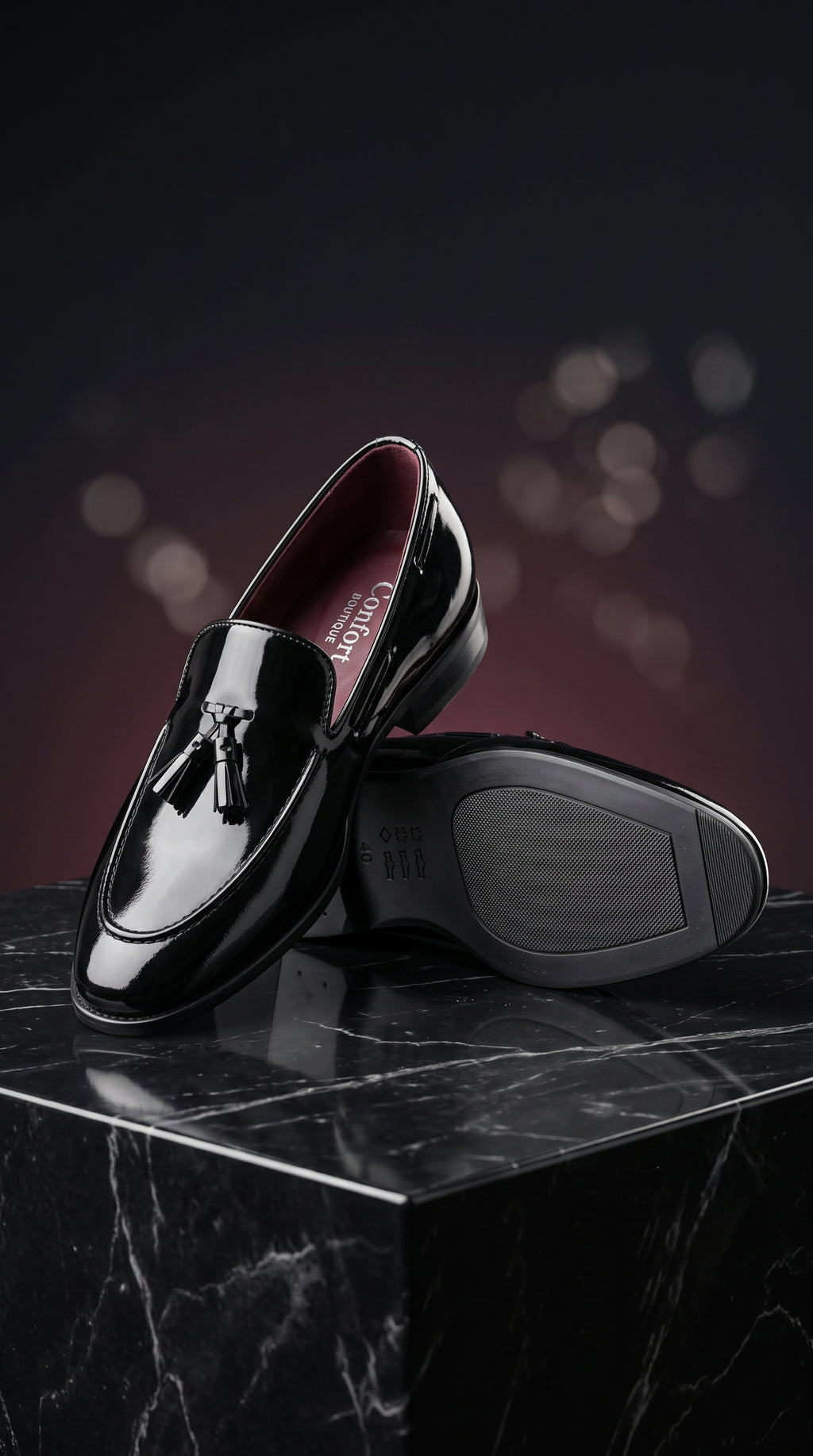 Mocassins à Pampilles en Cuir Verni Noir