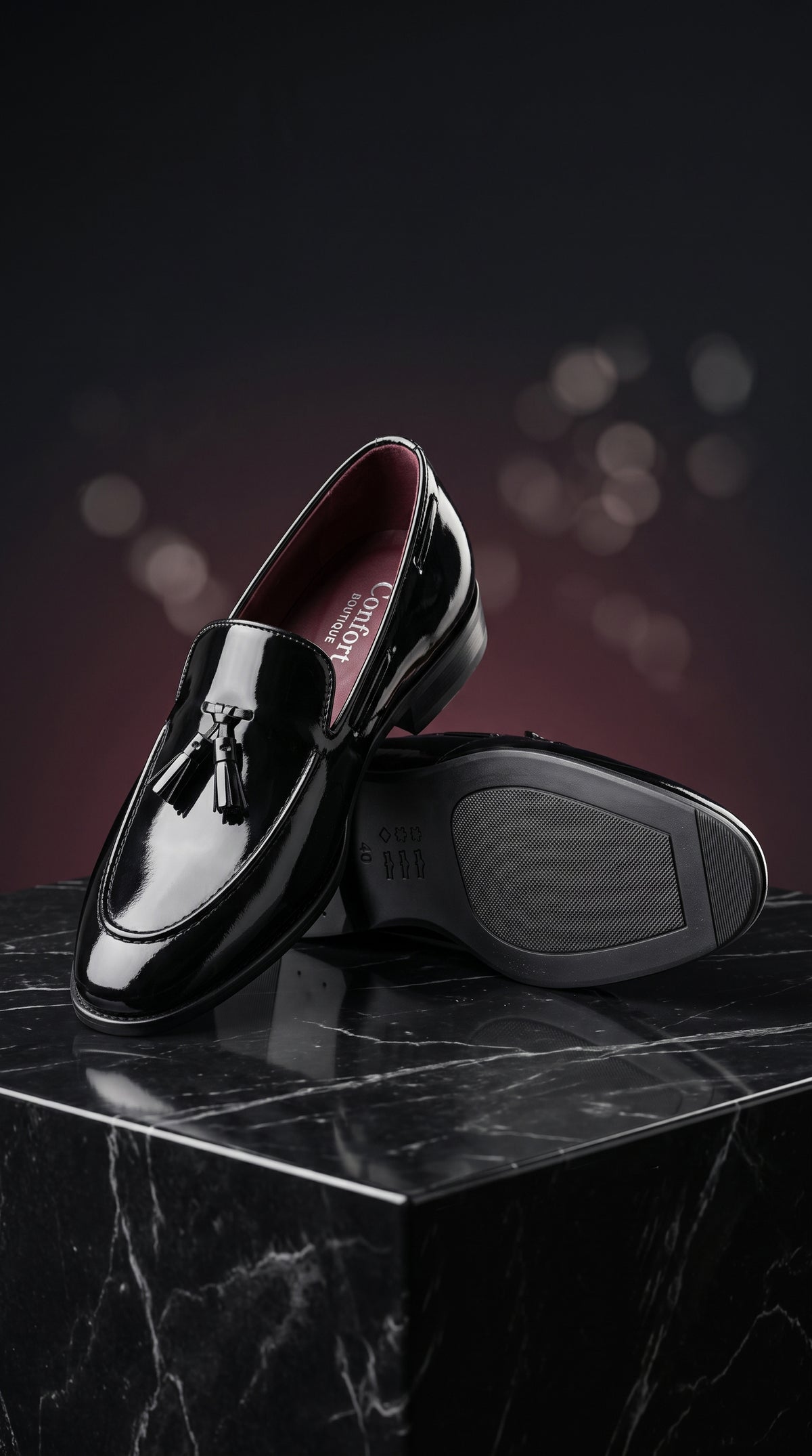 Mocassins à Pampilles en Cuir Verni Noir