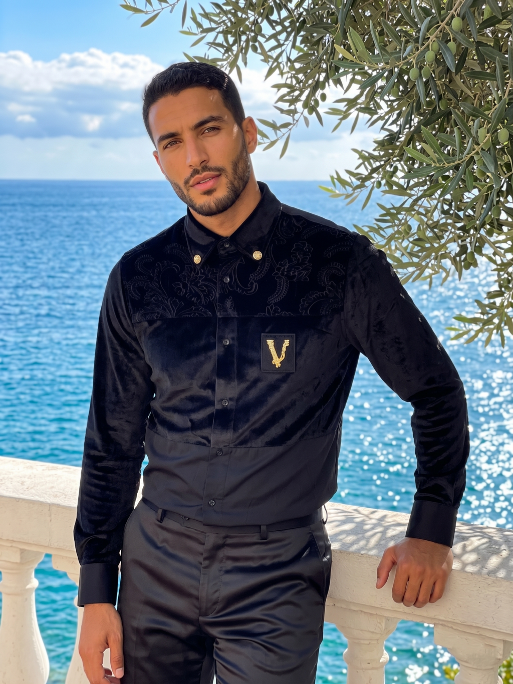 Chemise Signature Bi-Matière à Détails Dorés