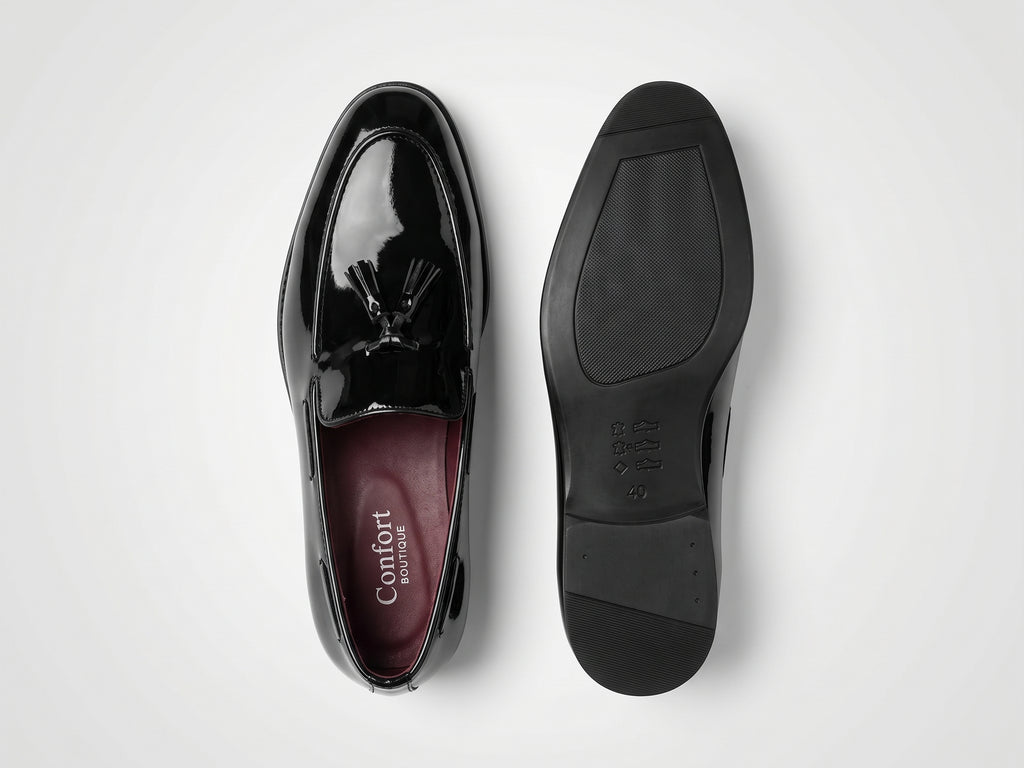 Mocassins à Pampilles en Cuir Verni Noir