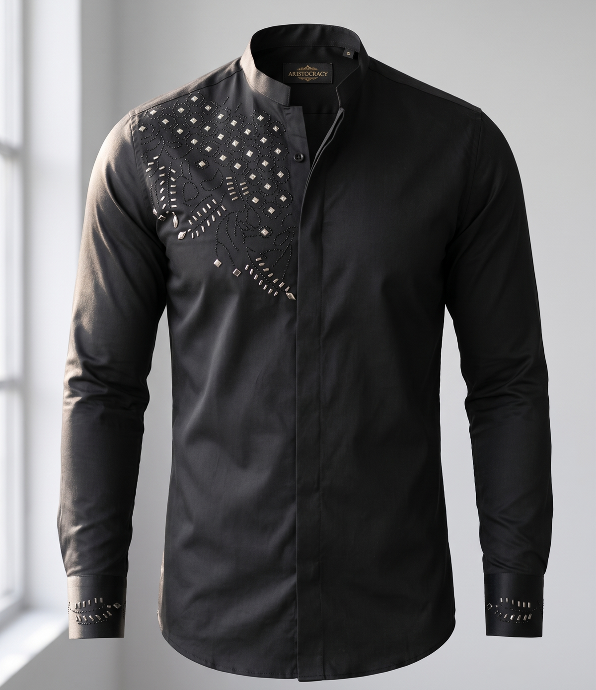 Chemise Noire Prestige Ornements