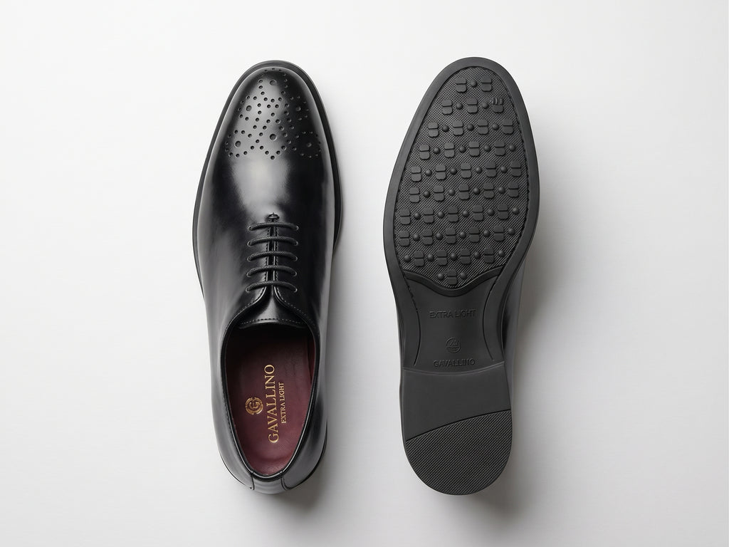 Chaussures de Ville Noires à Bout Fleuri